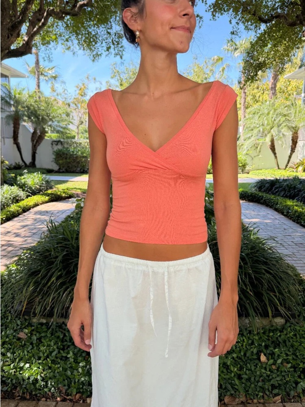Brandy melville Rosa coral Amara tank top